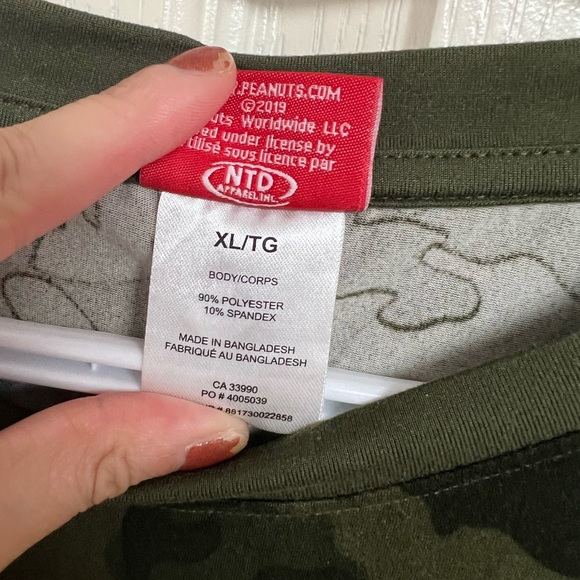 Snoopy camo long sleeve top - Picture 2 of 3